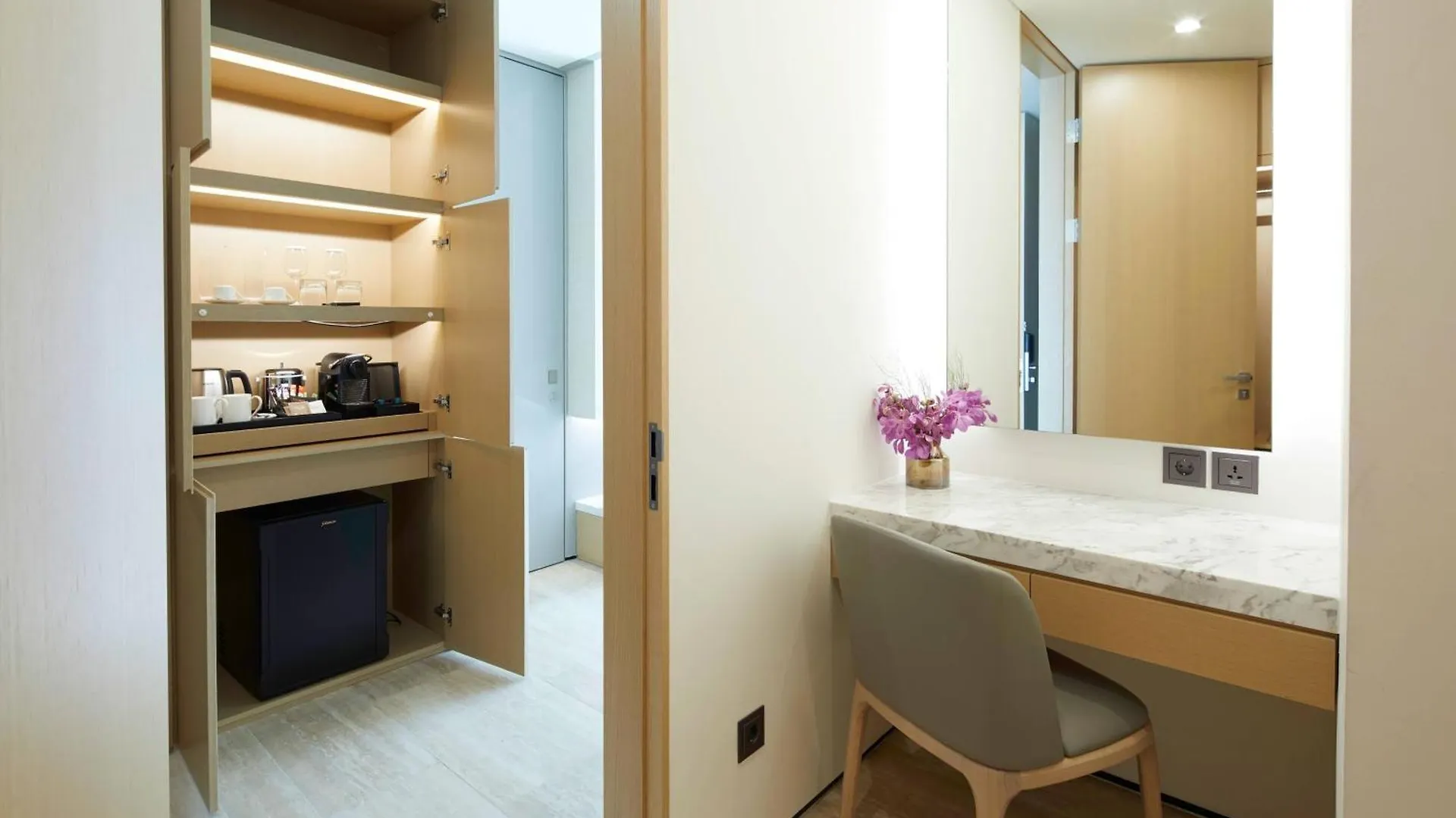 Marriott Jeju Shinhwa World Hotel Seogwipo